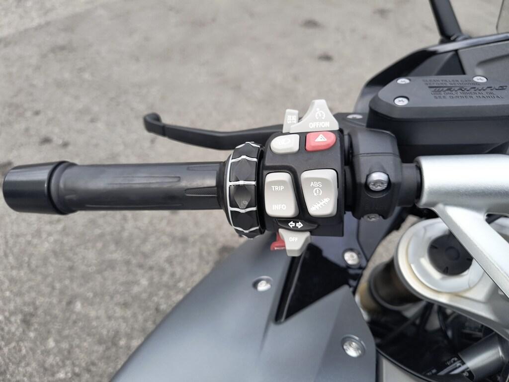 R 1200 RS
