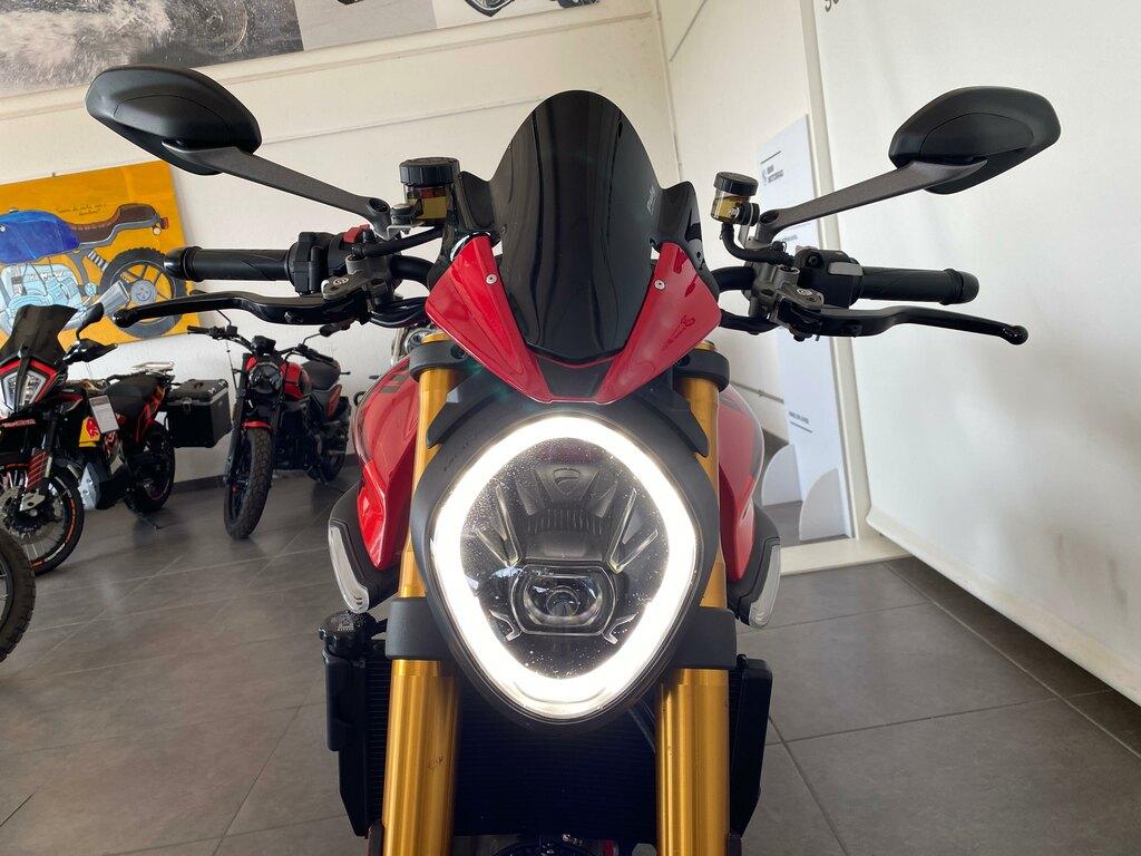 MONSTER 950