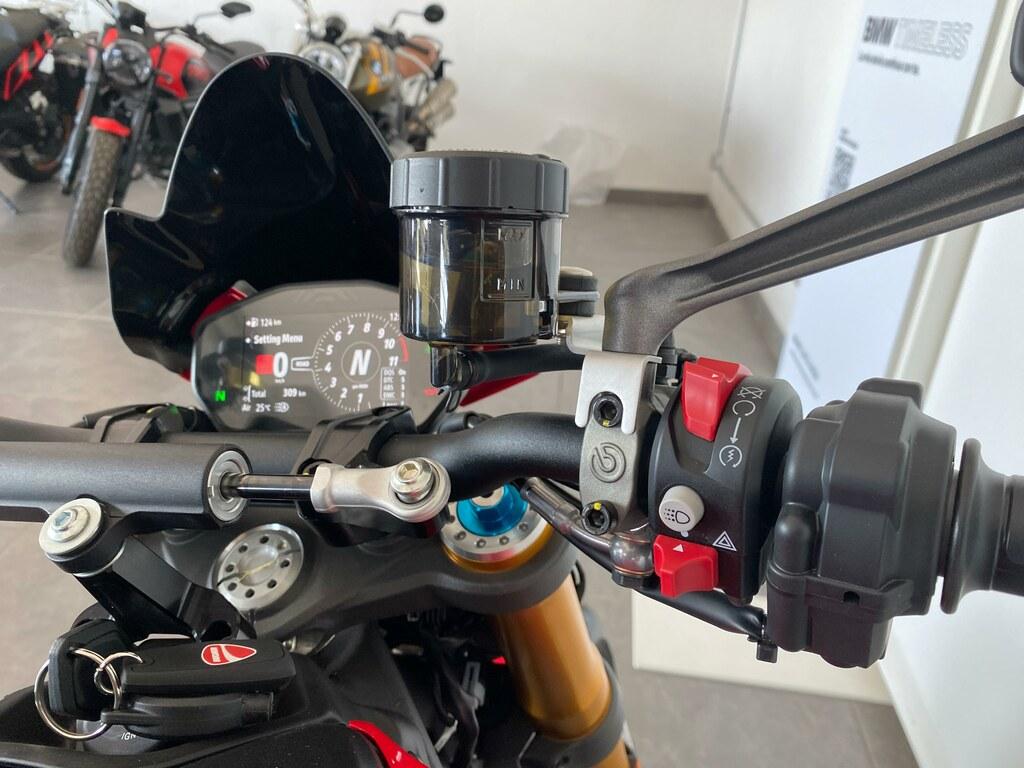 MONSTER 950