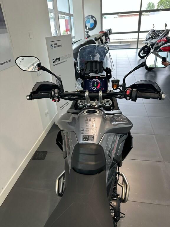 TIGER 900