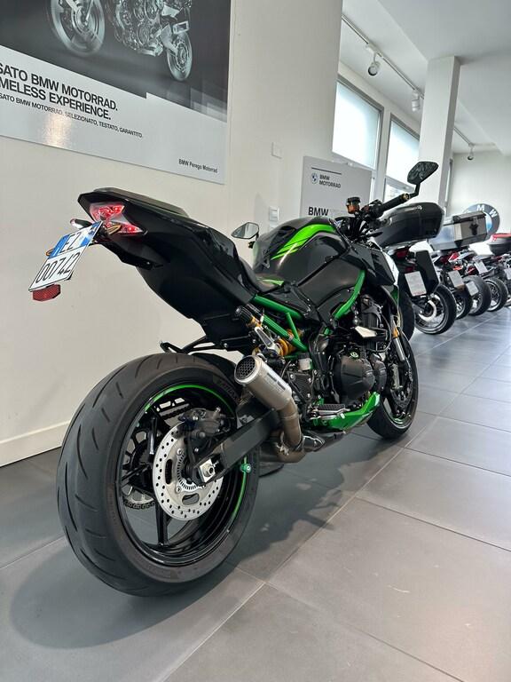 Z 900