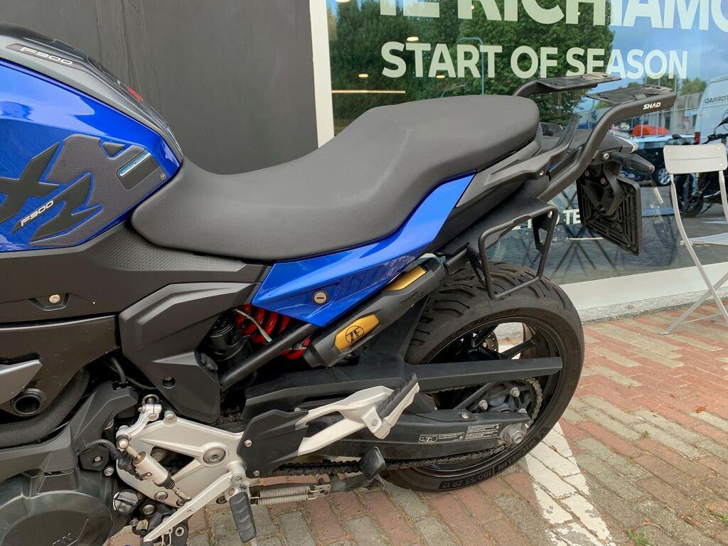 F 900 XR