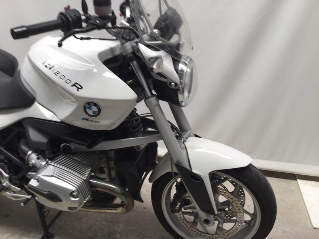 R 1200 R