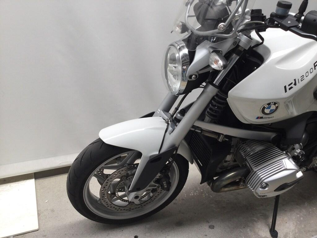 R 1200 R