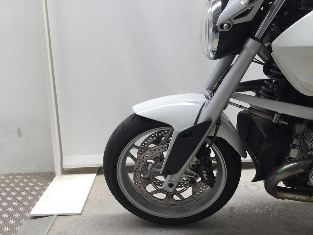 R 1200 R