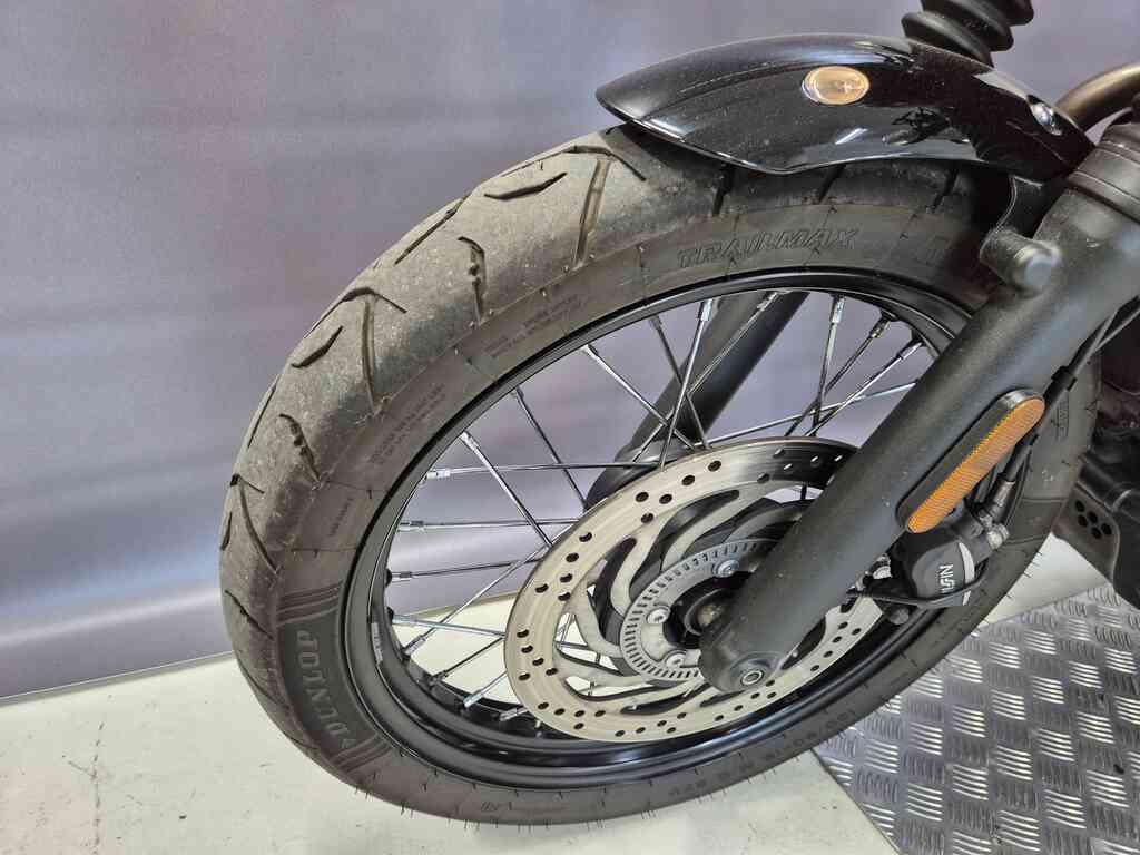 STREET SCRAMBLER 900