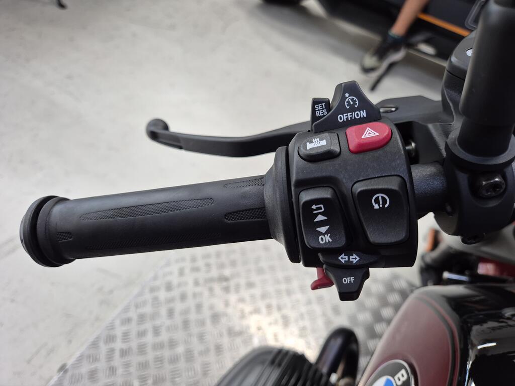 R 12