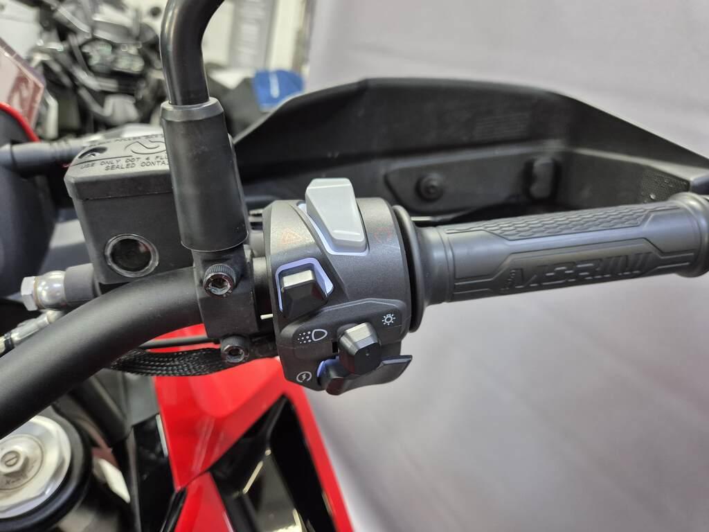 X CAPE 650