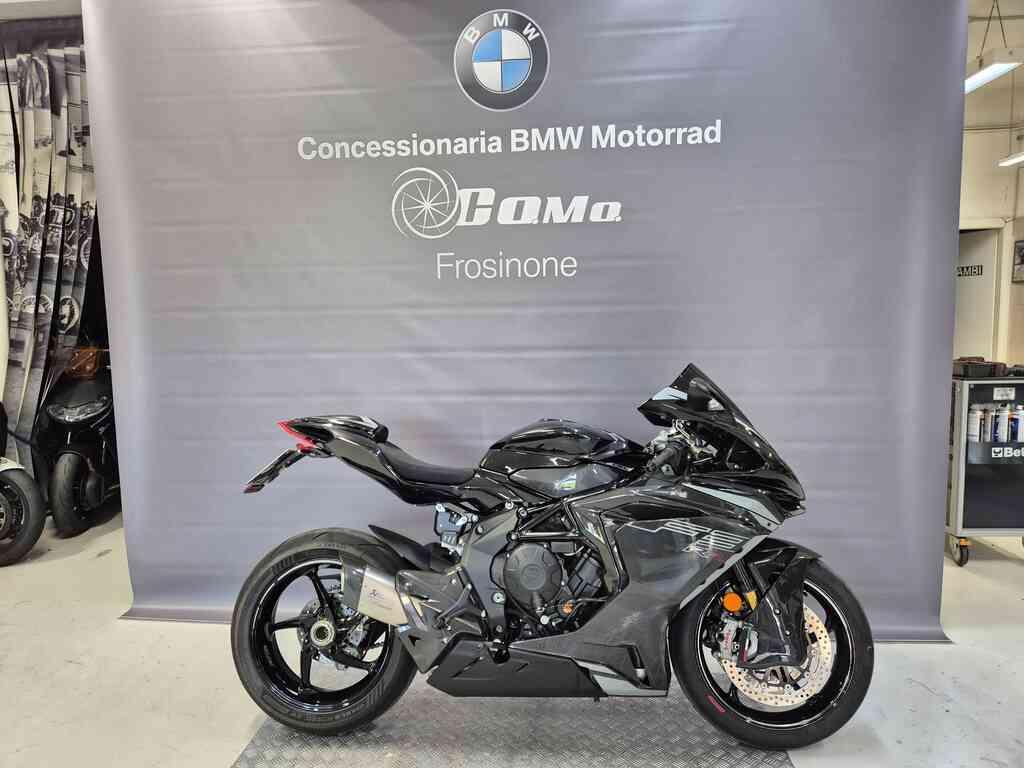 F3 800