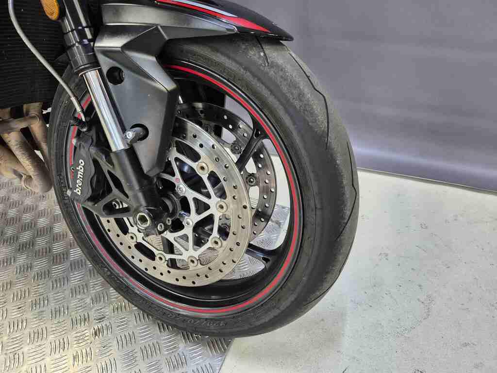 STREET TRIPLE 765