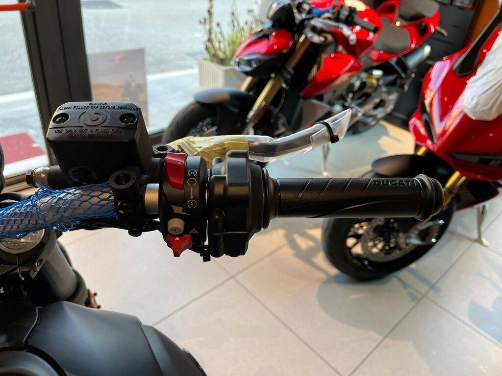 SCRAMBLER 800