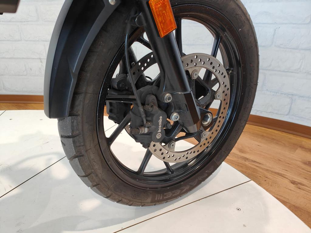 F 750 GS