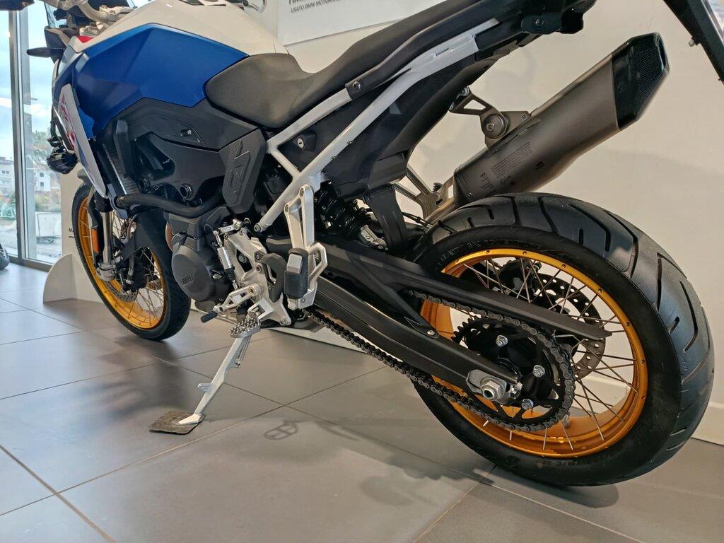 F 900 GS