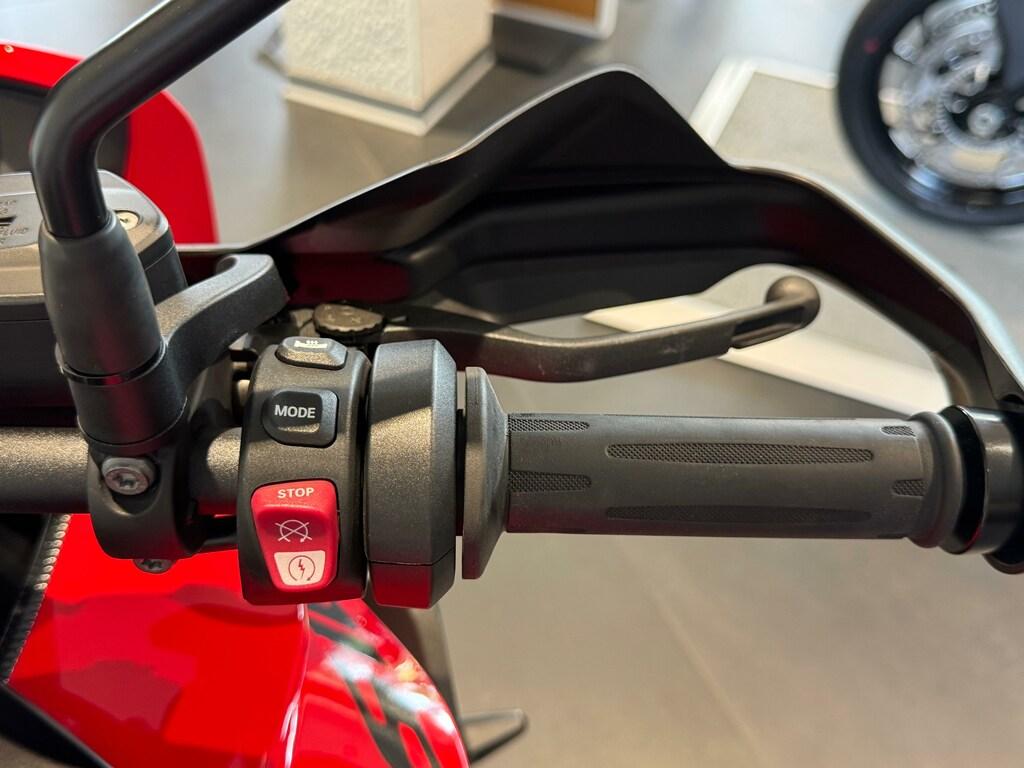 S 1000 XR
