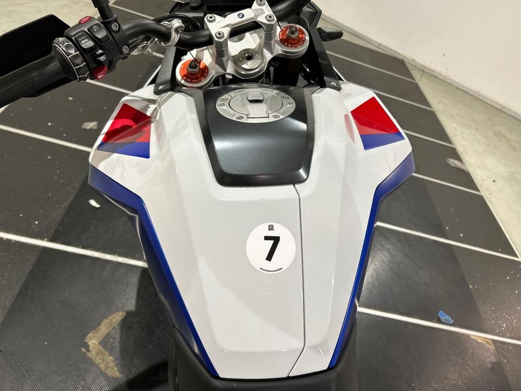 F 900 GS