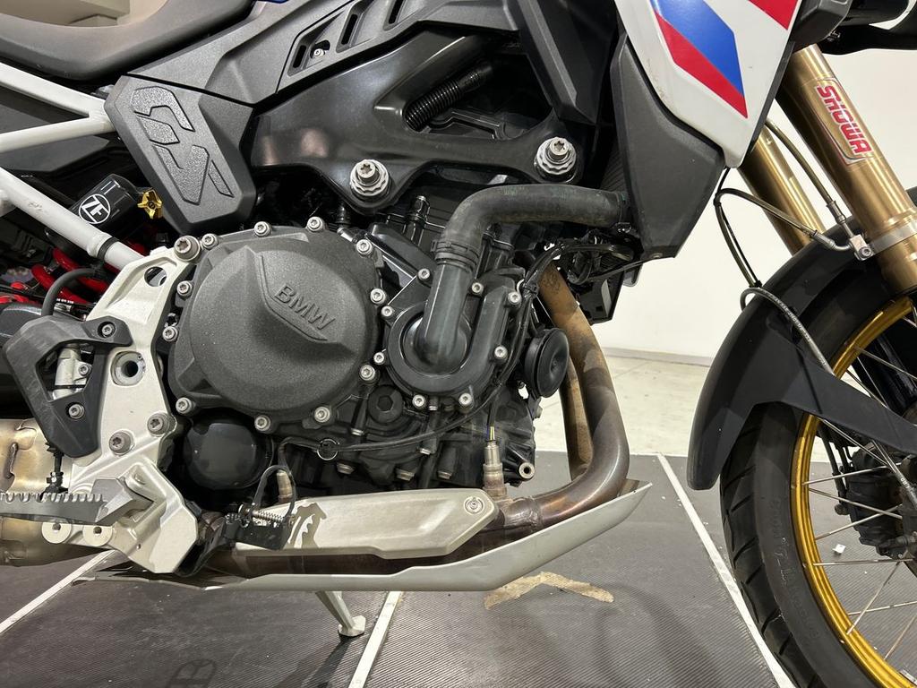 F 900 GS