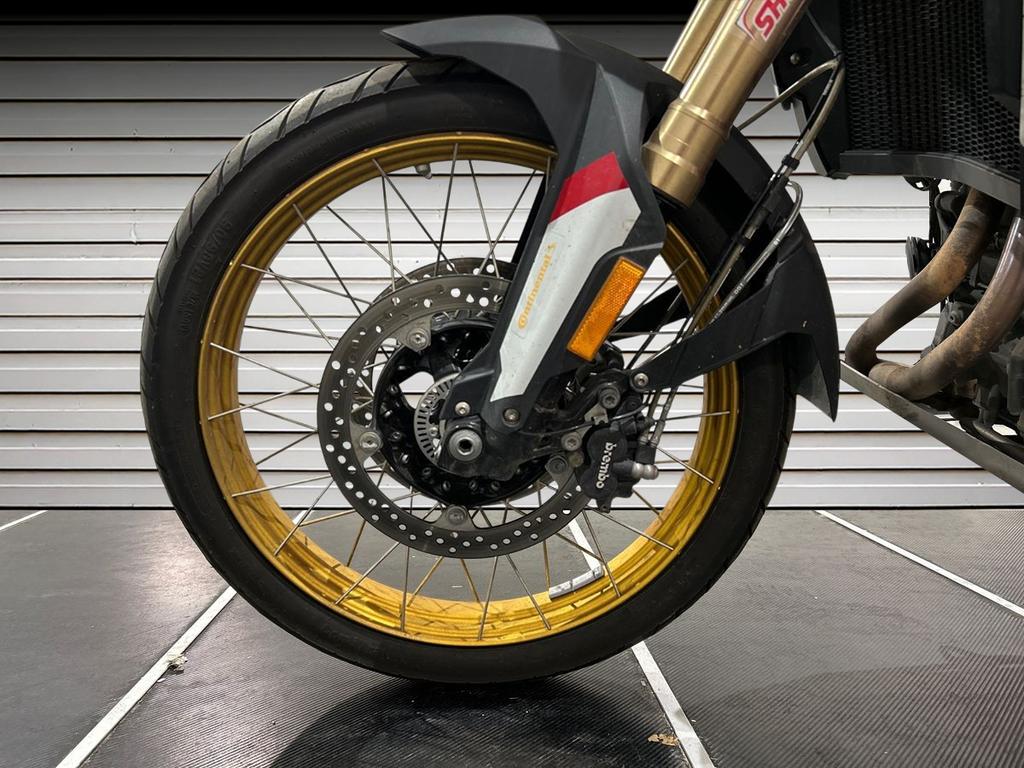 F 900 GS