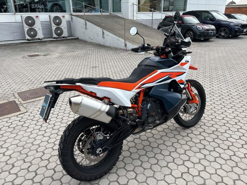 890 ADVENTURE