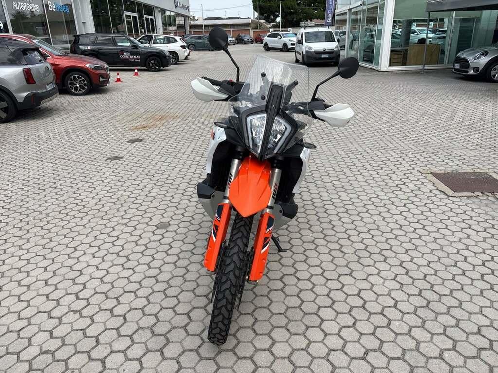 890 ADVENTURE