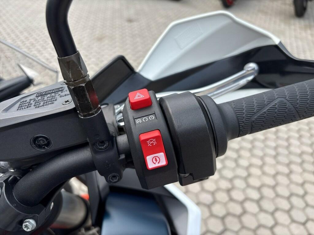 890 ADVENTURE