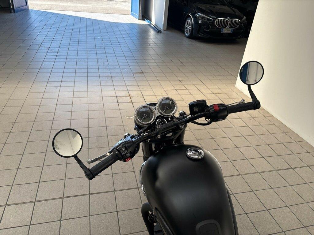 BONNEVILLE 900 T100