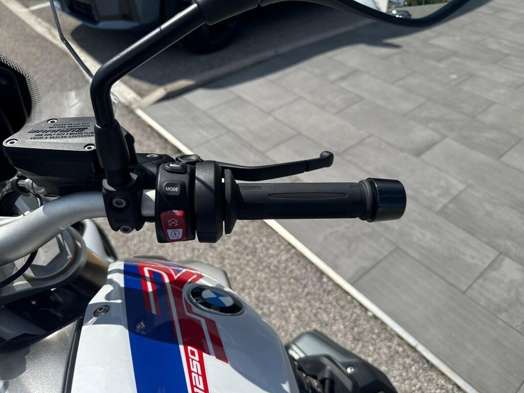 R 1250 R