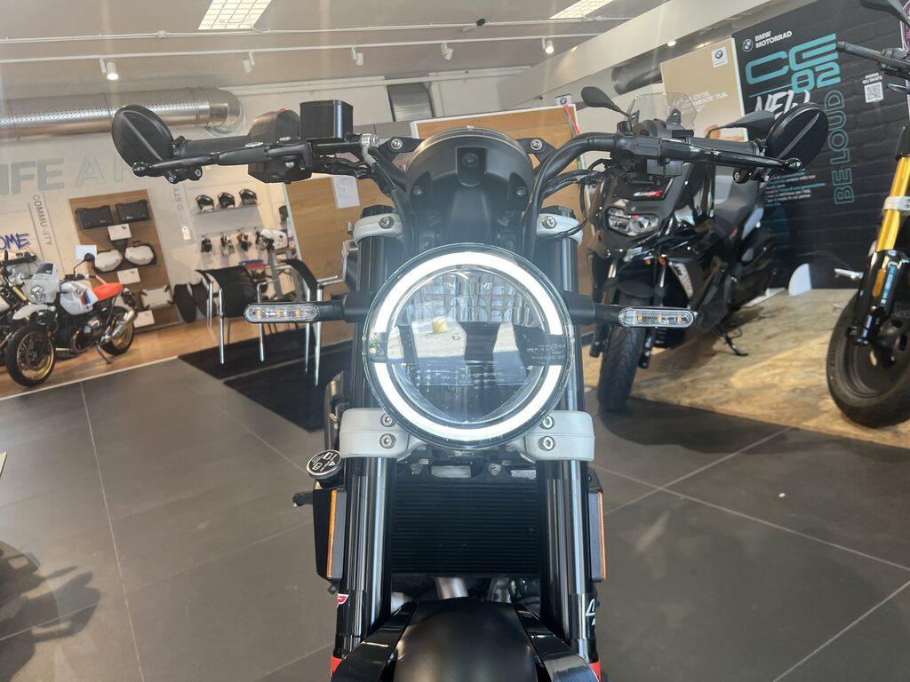 SVARTPILEN 401