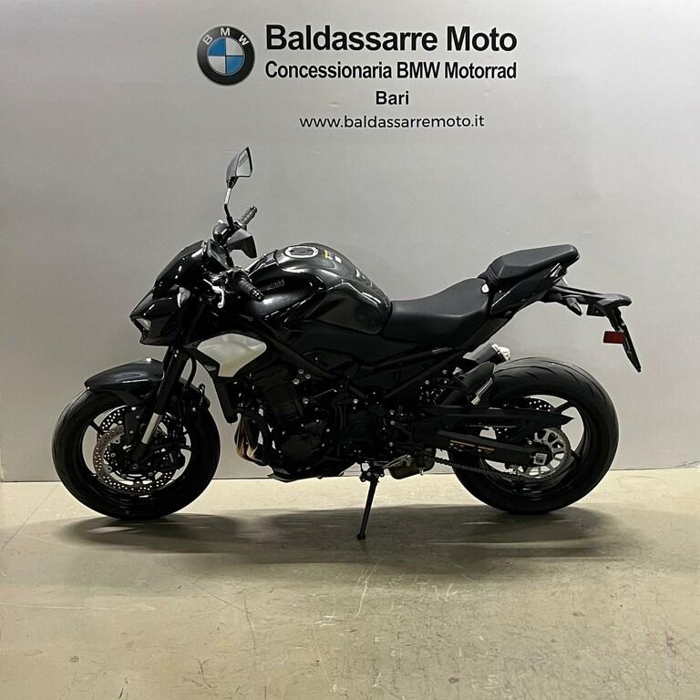 Z 900