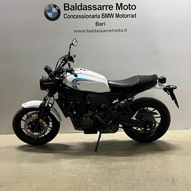 XSR 700