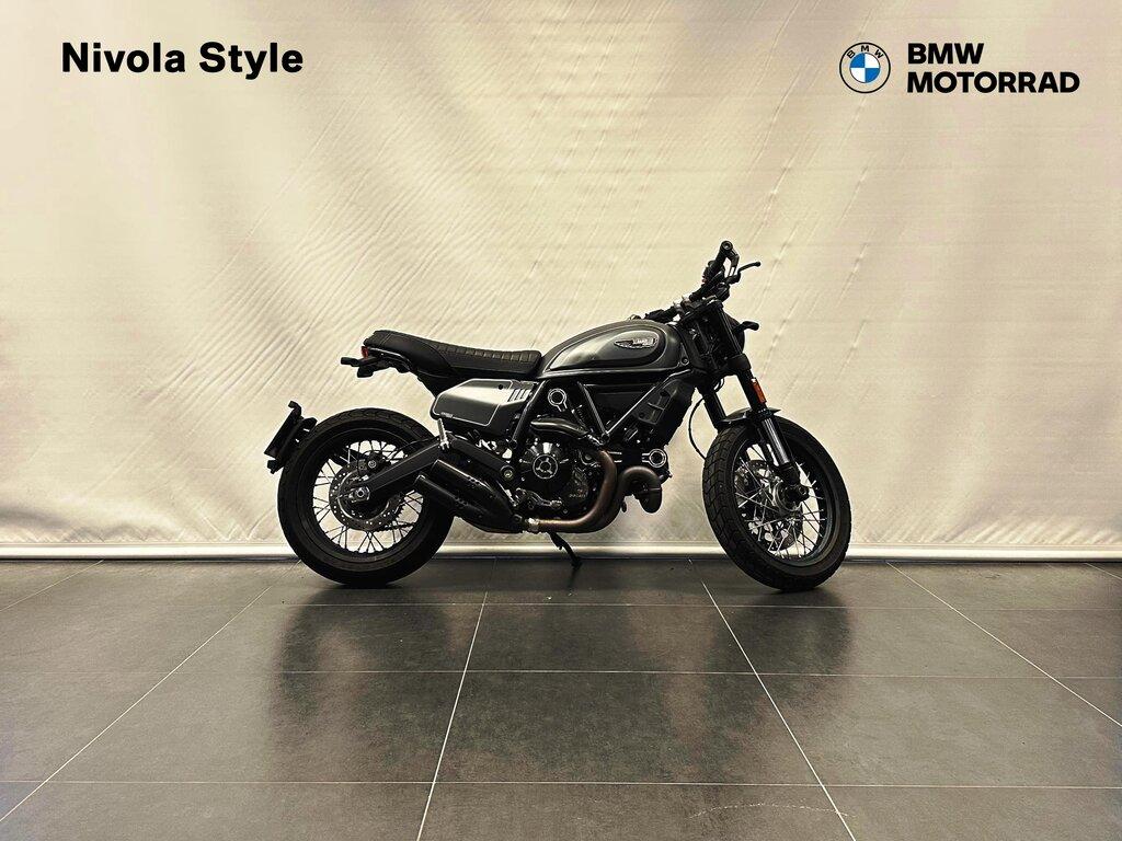 SCRAMBLER 800