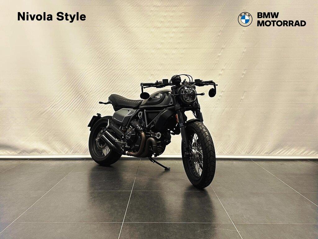 SCRAMBLER 800