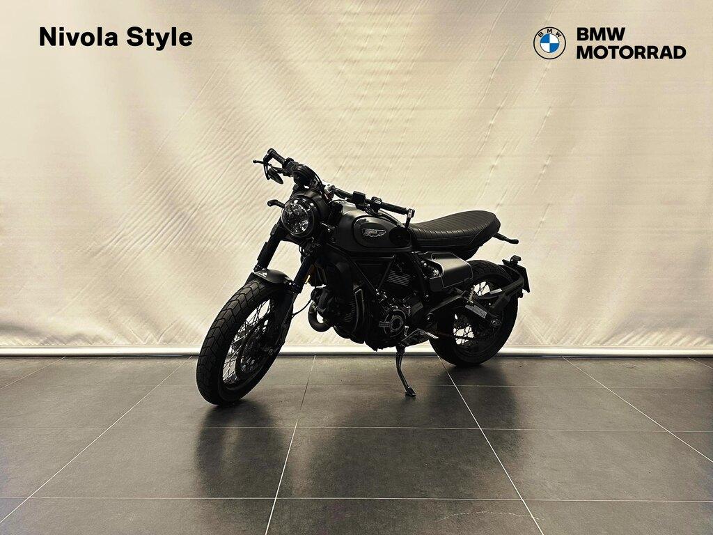 SCRAMBLER 800