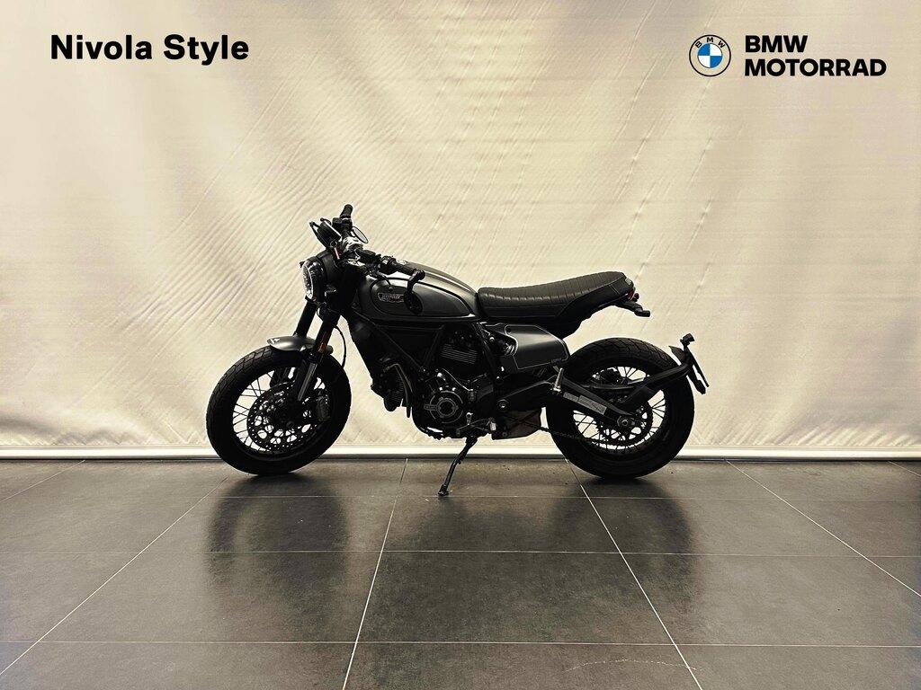 SCRAMBLER 800