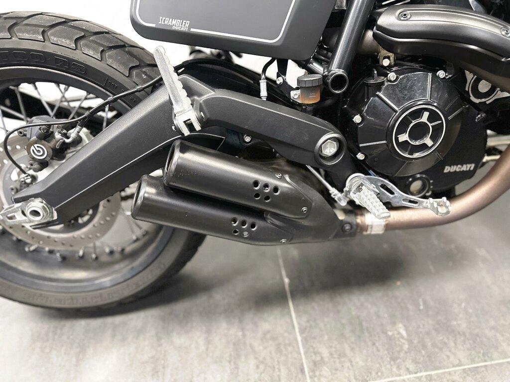 SCRAMBLER 800