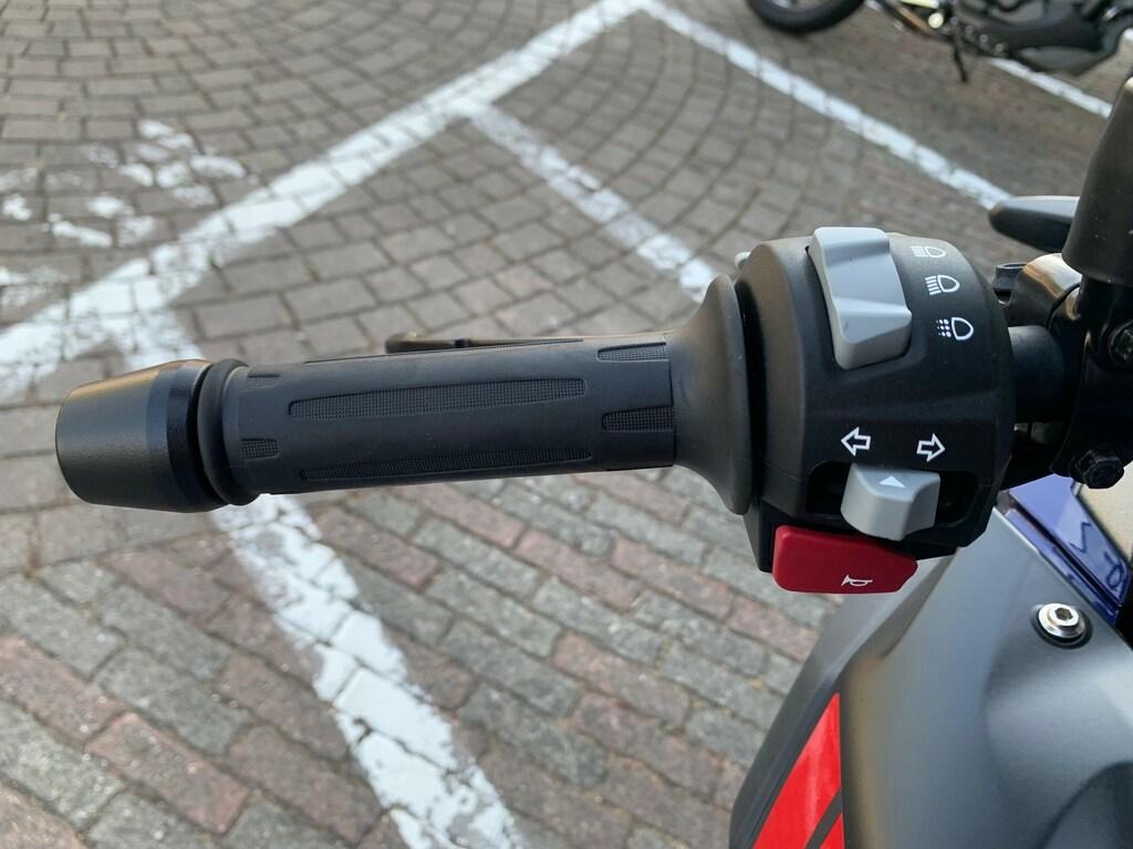 G 310 GS