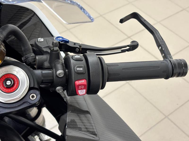 M 1000 RR