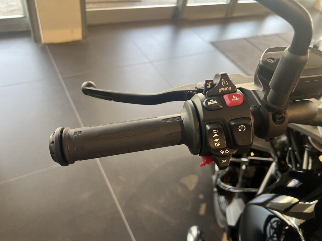 R 12