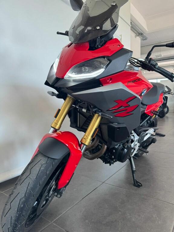 F 900 XR