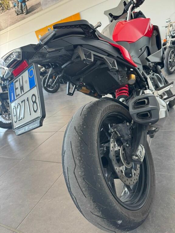 F 900 XR