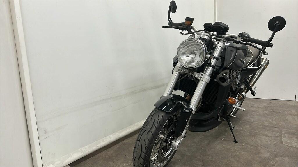 F 800 R