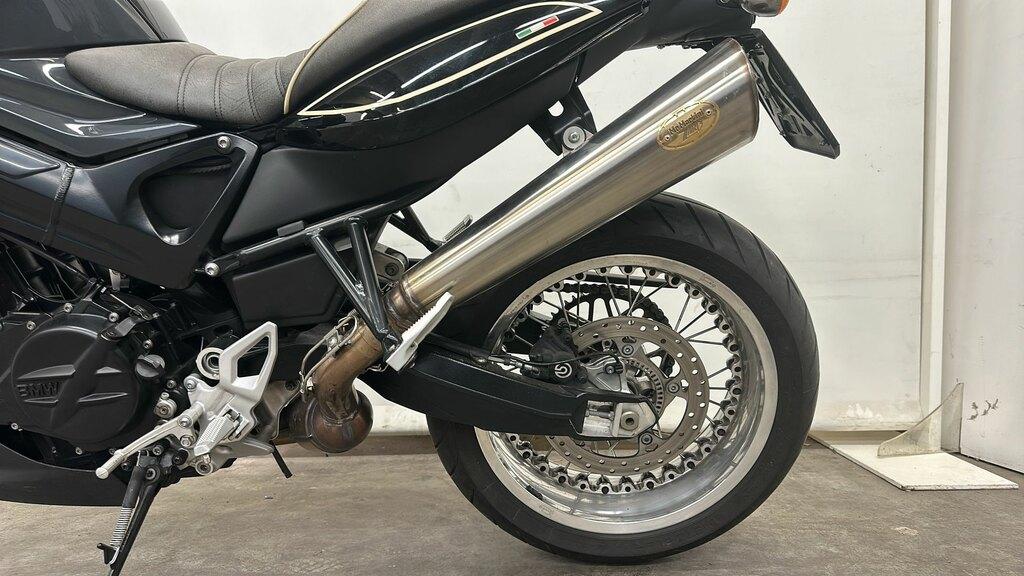 F 800 R
