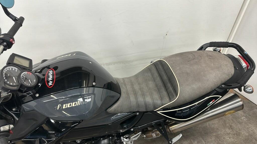 F 800 R