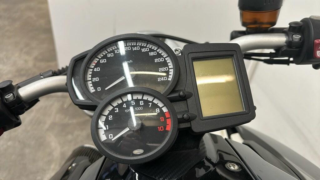F 800 R