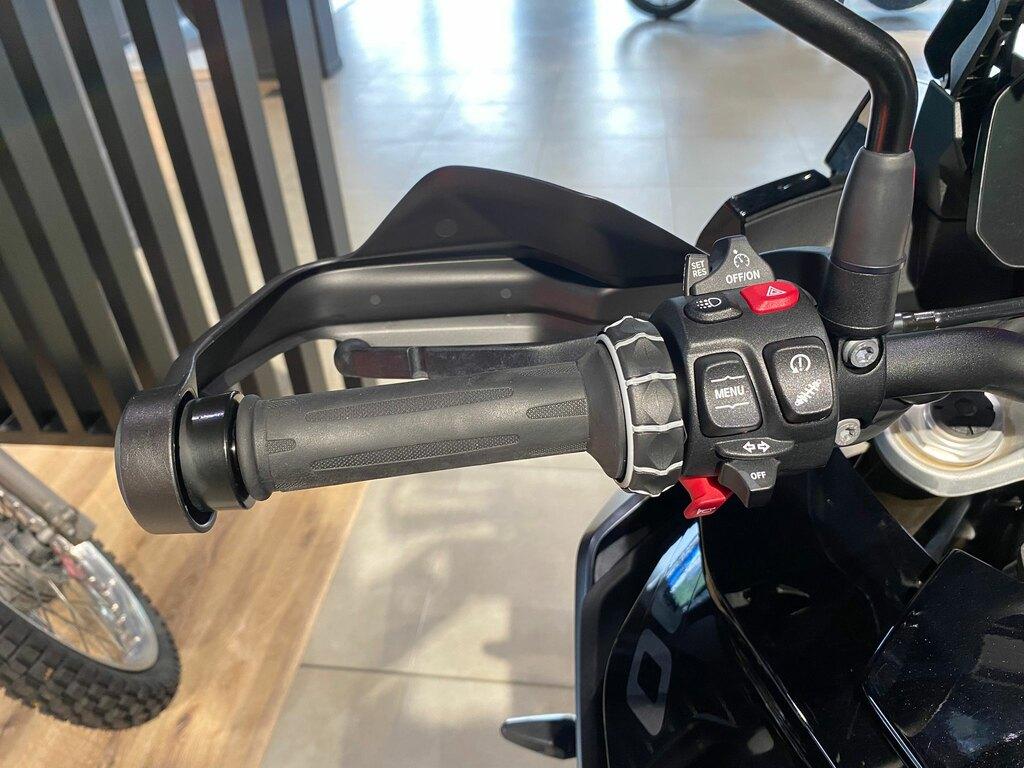 S 1000 XR