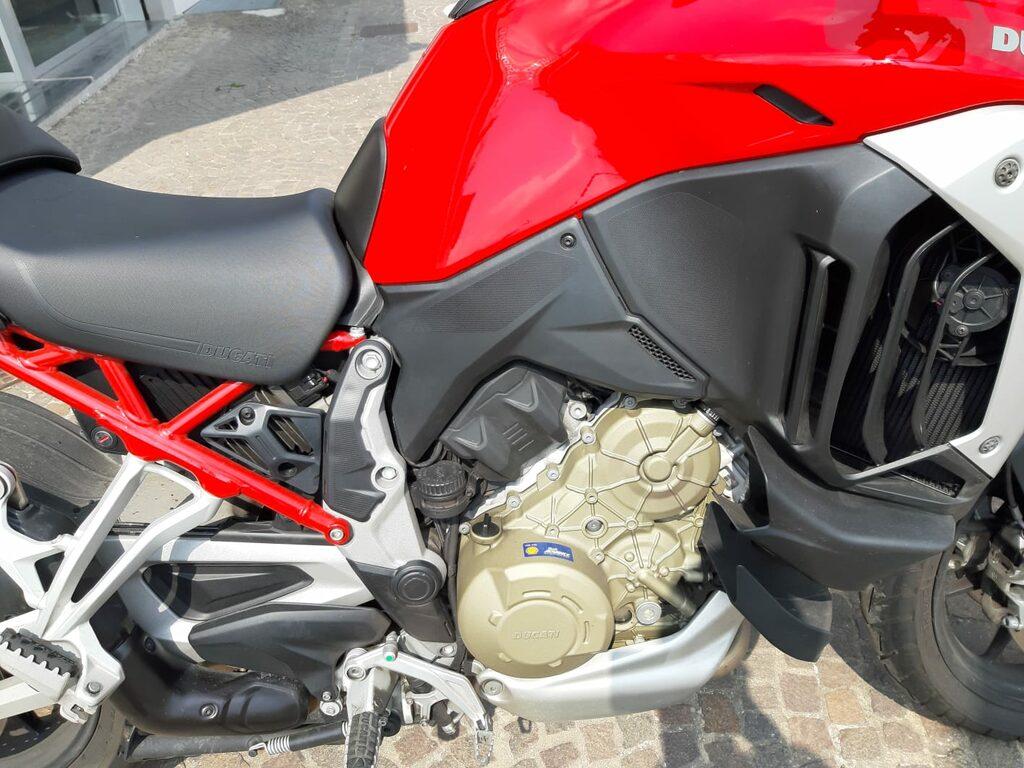 MULTISTRADA V4