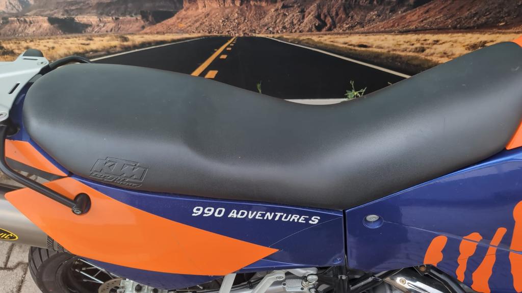 990 ADVENTURE