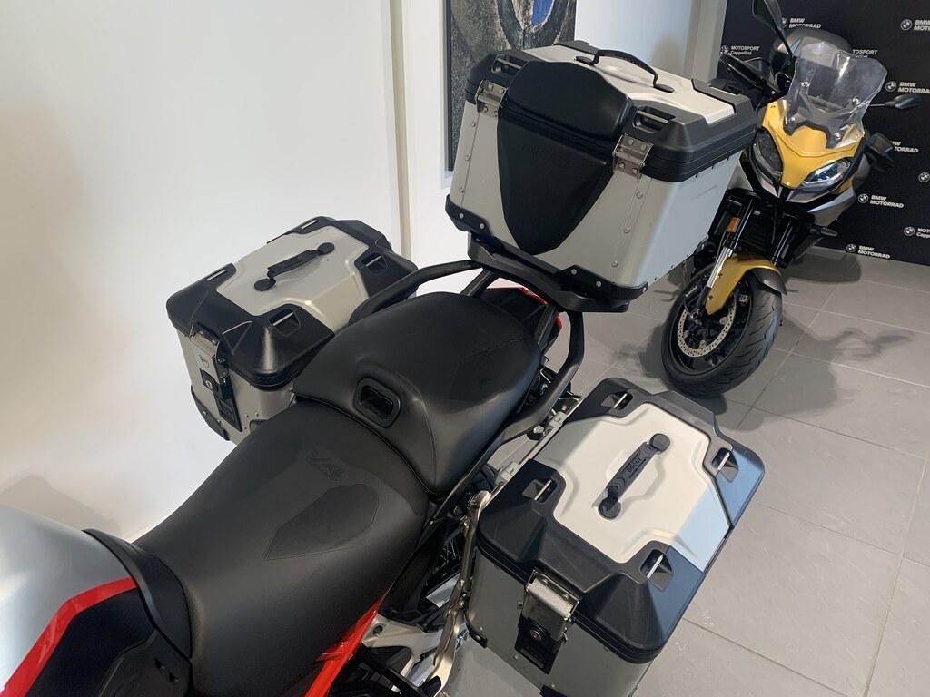 MULTISTRADA V4