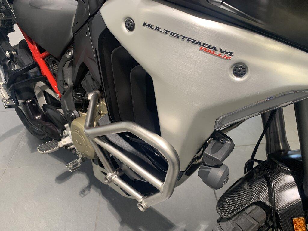 MULTISTRADA V4
