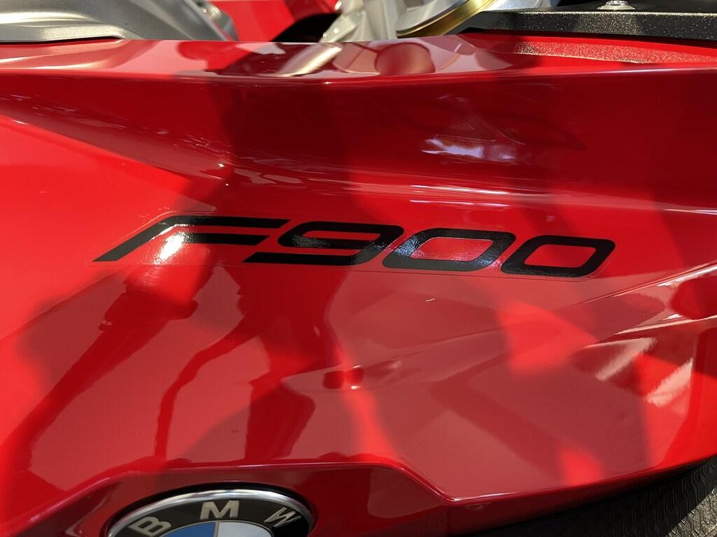 F 900 XR