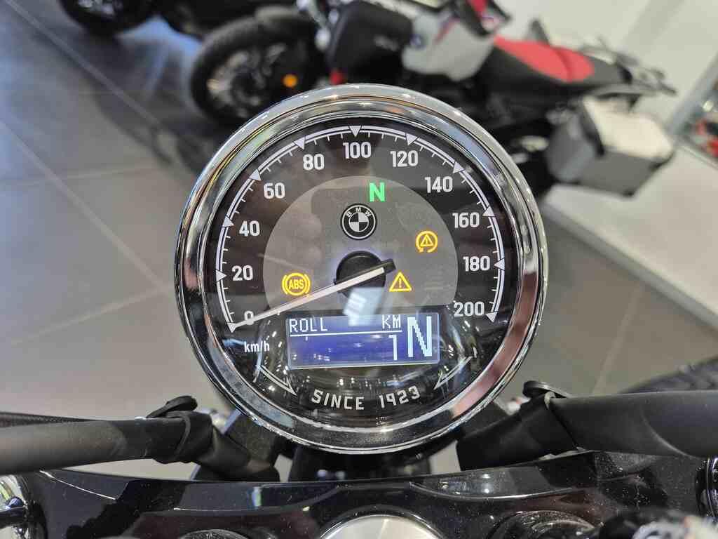 R 18
